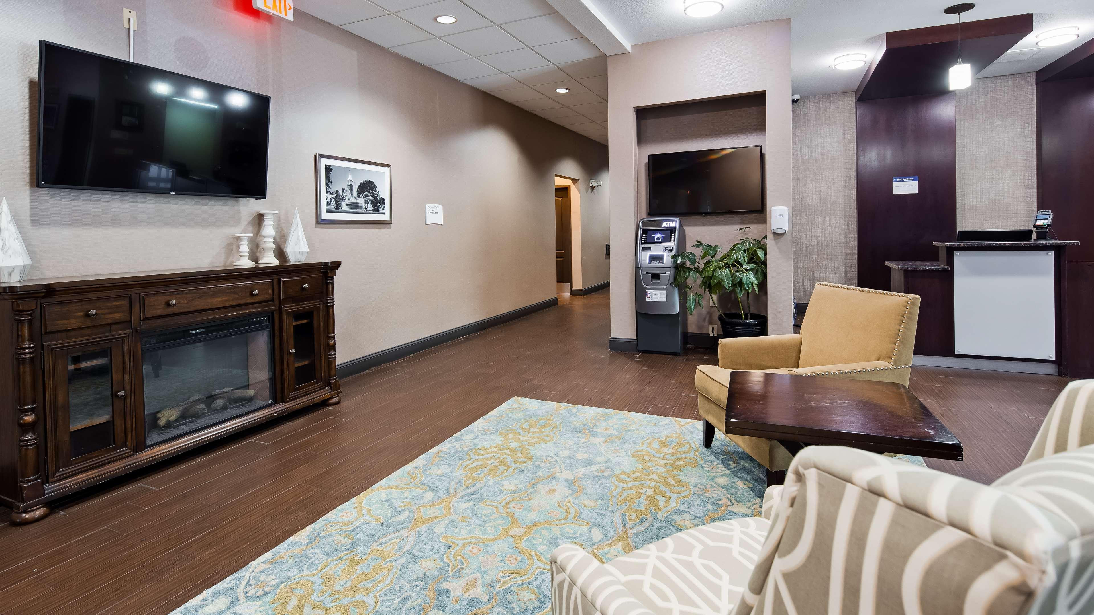 Best Western Plus Lee'S Summit Hotel & Suites Dış mekan fotoğraf